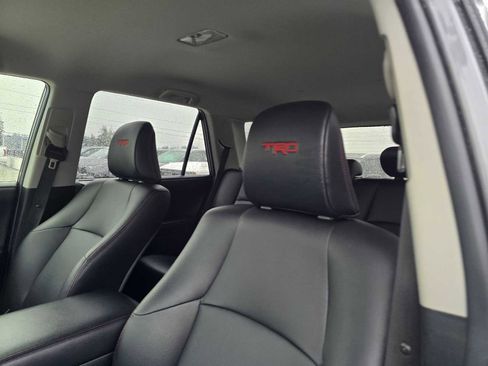 Certified 2018 Toyota 4Runner TRD Off-Road Premium image 24