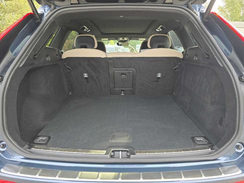 Used 2026 Volvo XC60 B5 Plus w/ Protection Package Premier AWD/4WD image 14