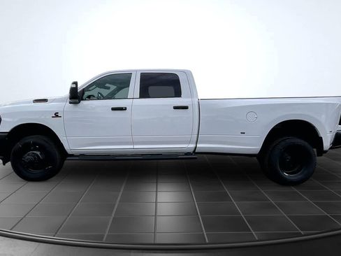 New 2026 RAM 3500 Tradesman AWD/4WD image 3