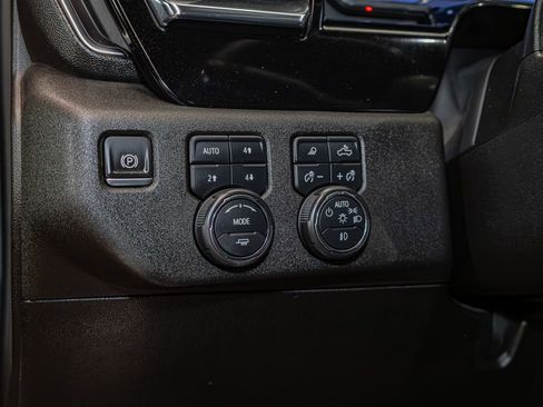 Used 2024 Chevrolet Silverado 2500 High Country AWD/4WD image 20