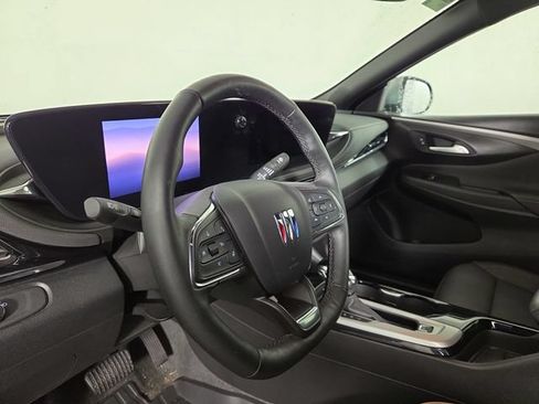 Used 2025 Buick Envista Avenir FWD image 15