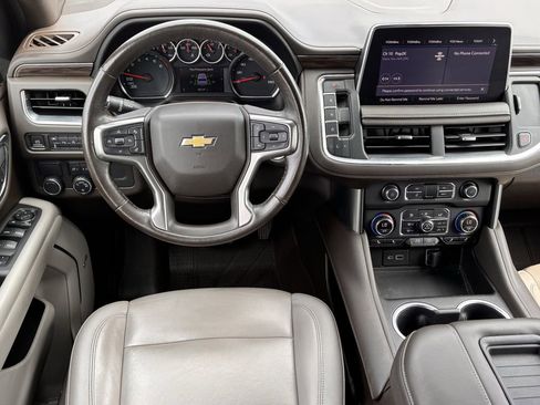 Used 2021 Chevrolet Tahoe LT w/ Luxury Package image 9