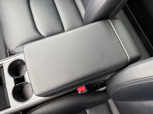 Used 2023 Tesla Model 3 Standard Range image 27