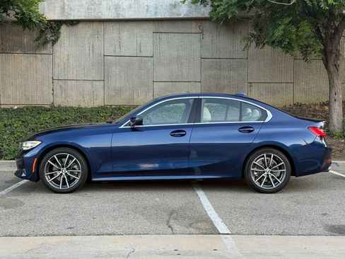 Used 2019 BMW 330i Sedan w/ Convenience Package RWD image 11