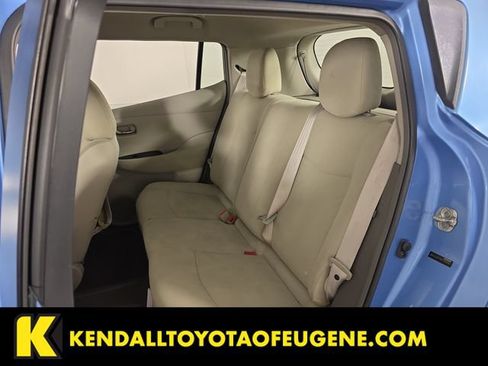 Used 2011 Nissan Leaf FWD image 16