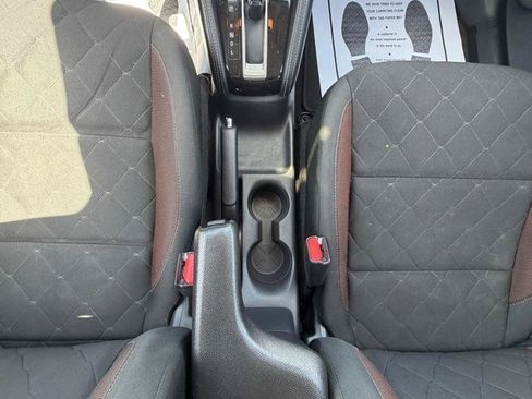 Used 2020 Nissan Kicks SR w/ Exterior Package FWD image 21