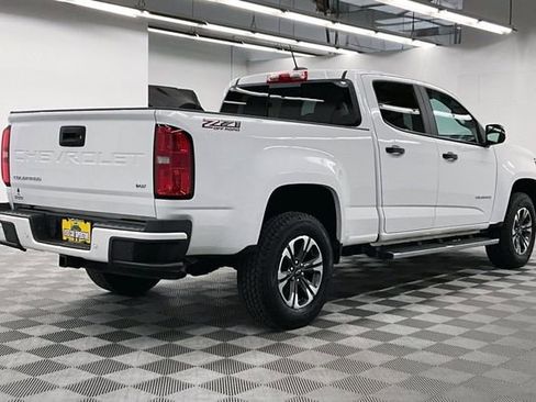 Used 2022 Chevrolet Colorado Z71 w/ Safety Package AWD/4WD image 13