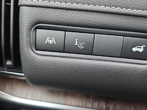 New 2026 Nissan Armada Platinum image 17