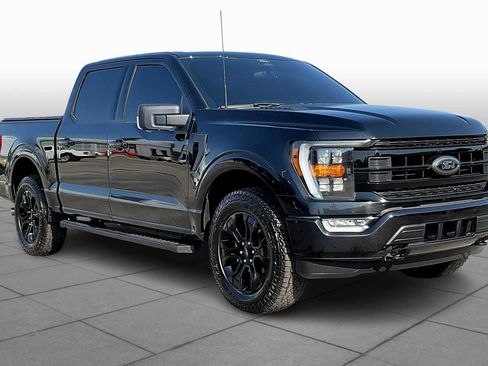 Used 2022 Ford F150 XLT w/ Equipment Group 302A High AWD/4WD image 3