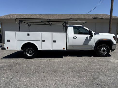 Used 2022 GMC Sierra 3500 Pro w/ Convenience Package RWD image 1