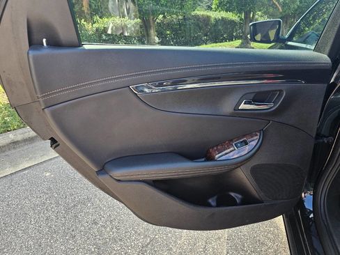 Used 2014 Chevrolet Impala LTZ image 29