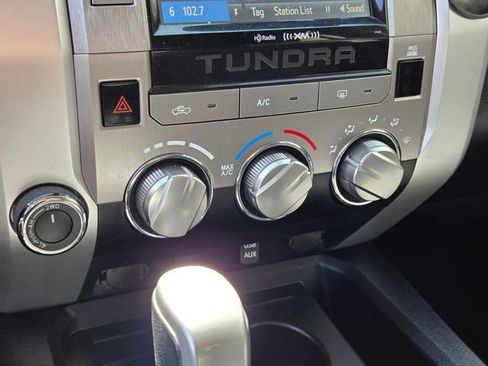 Used 2018 Toyota Tundra SR5 w/ SR5 Upgrade Package image 22