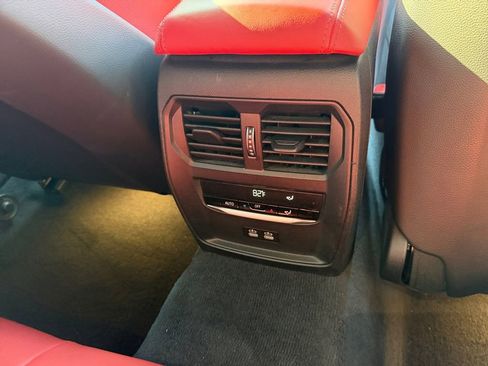 Used 2022 BMW M4 Competition image 27