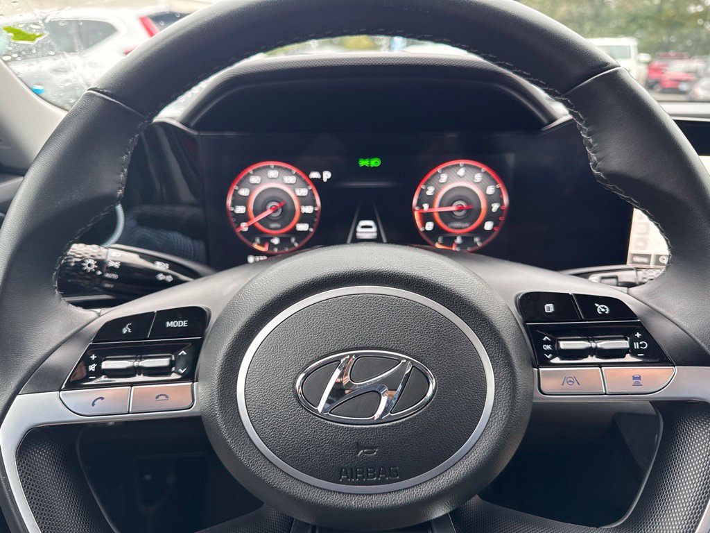 Used 2023 Hyundai Elantra SEL w/ Convenience Package FWD image 25