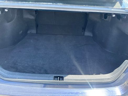 Used 2021 Toyota Camry SE FWD image 11