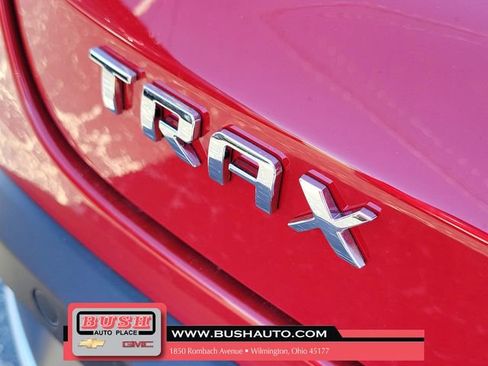 New 2026 Chevrolet Trax LT FWD image 6