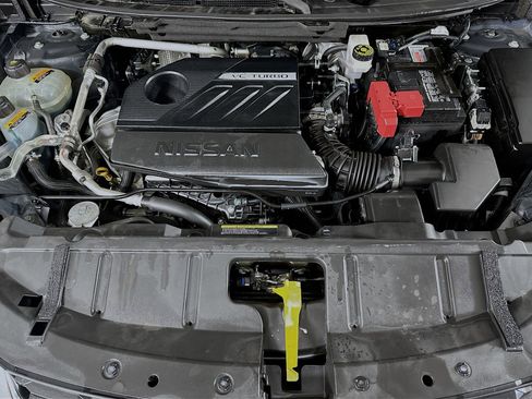Used 2023 Nissan Rogue SV image 27