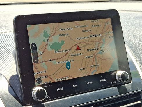 Used 2022 Mitsubishi Eclipse Cross FWD image 18