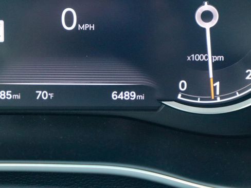 Used 2026 Genesis G70 2.5T image 28