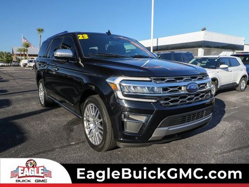 Used 2023 Ford Expedition Platinum image 1