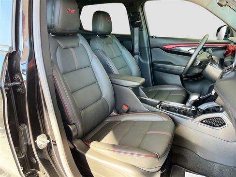 Used 2024 Chevrolet TrailBlazer RS w/ Driver Confidence Package image 26