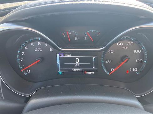 Used 2017 Chevrolet Impala LT w/ Convenience Package FWD image 13