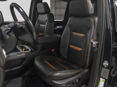 Used 2020 GMC Sierra 2500 AT4 w/ AT4 Premium Package image 32