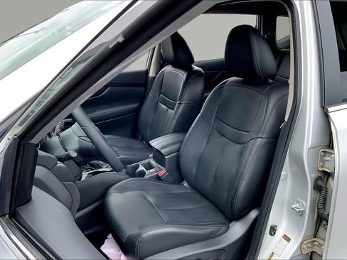 Used 2018 Nissan Rogue SL image 15