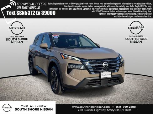 Used 2025 Nissan Rogue SV image 1