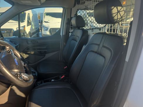 Used 2019 Ford Transit Connect XL image 24
