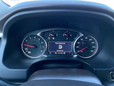 Used 2023 GMC Acadia SLT AWD/4WD image 19