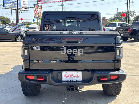 Used 2023 Jeep Gladiator Rubicon w/ Cold Weather Group image 7