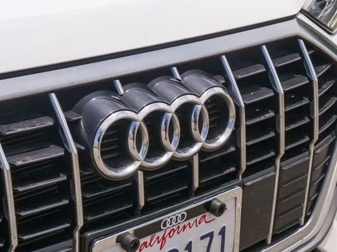Used 2024 Audi Q3 2.0T Premium AWD/4WD image 5