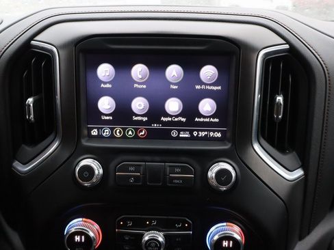 Used 2020 GMC Sierra 1500 AT4 w/ AT4 Premium Package image 9