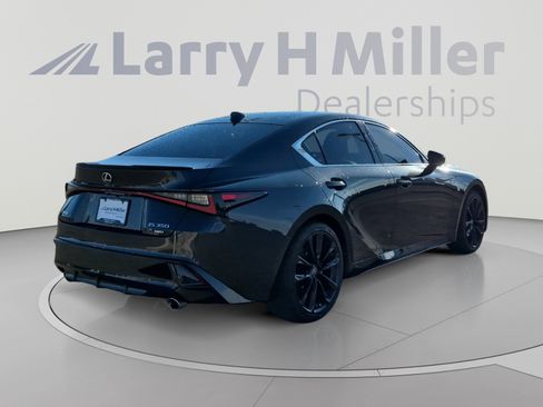 Used 2021 Lexus IS 350 F Sport w/ Accessory Package 2 AWD/4WD image 5