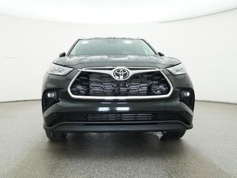 New 2026 Toyota Highlander Limited AWD/4WD image 81