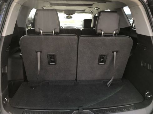 Used 2020 GMC Acadia SLT w/ Driver Alert Package II image 9