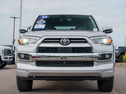 Used 2023 Toyota 4Runner Limited AWD/4WD image 2