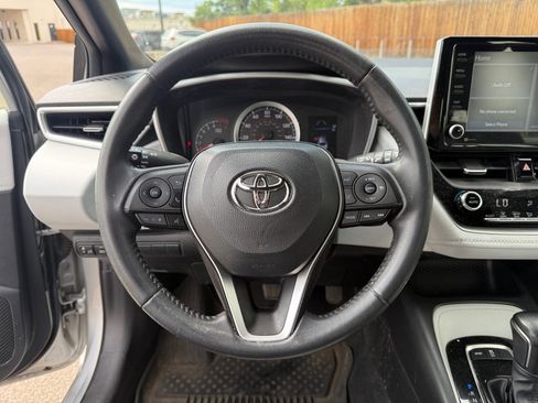 Used 2022 Toyota Corolla SE FWD image 9