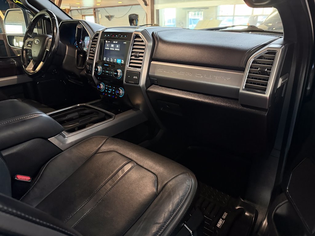 Used 2017 Ford F350 Platinum w/ Platinum Ultimate Package AWD/4WD image 12