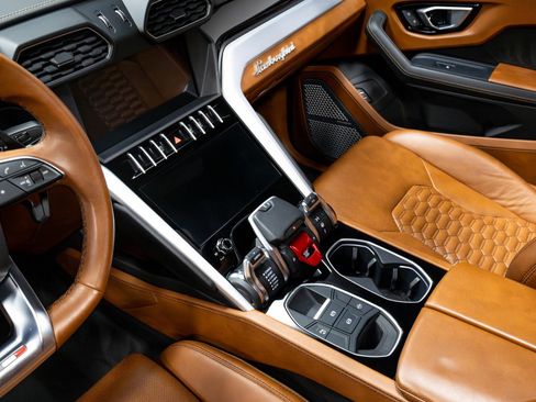 Used 2019 Lamborghini Urus image 72