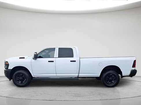New 2026 RAM 3500 Tradesman AWD/4WD image 6