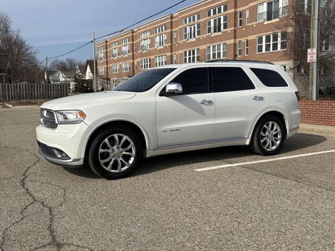 Used 2017 Dodge Durango Citadel w/ Premium Entertainment Group image 14