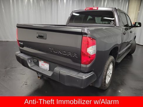 Used 2020 Toyota Tundra SR5 w/ SR5 Convenience Package AWD/4WD image 8