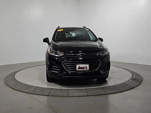 Used 2022 Chevrolet Trax LT w/ Driver Confidence Package AWD/4WD image 9