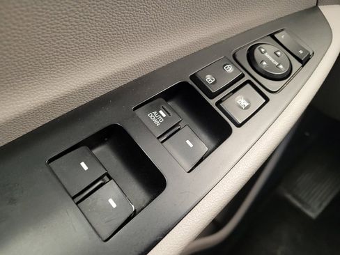 Used 2019 Hyundai Tucson SE AWD/4WD image 27