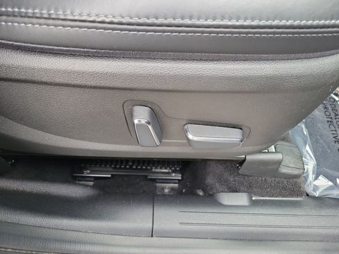 Used 2023 Hyundai Santa Fe Calligraphy image 8