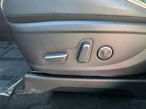 Used 2024 Hyundai Palisade SEL image 21