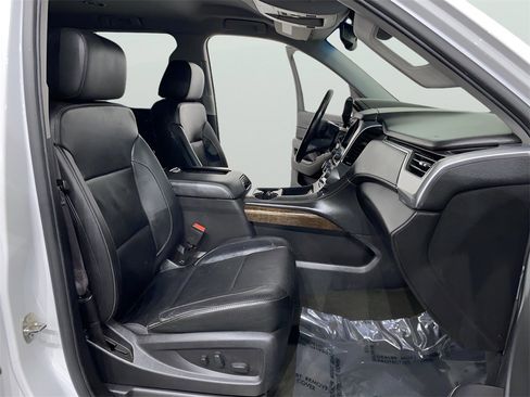 Used 2017 Chevrolet Tahoe LT image 10