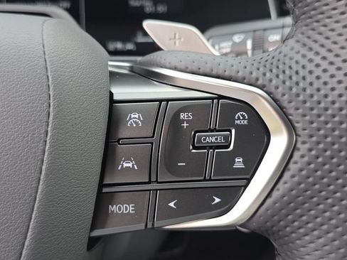 New 2026 Lexus TX 500h AWD image 32